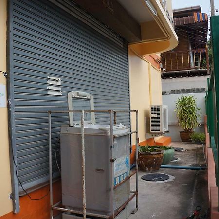 Wan Home Bangkok Luaran gambar